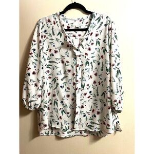 C & E Floral Blouse